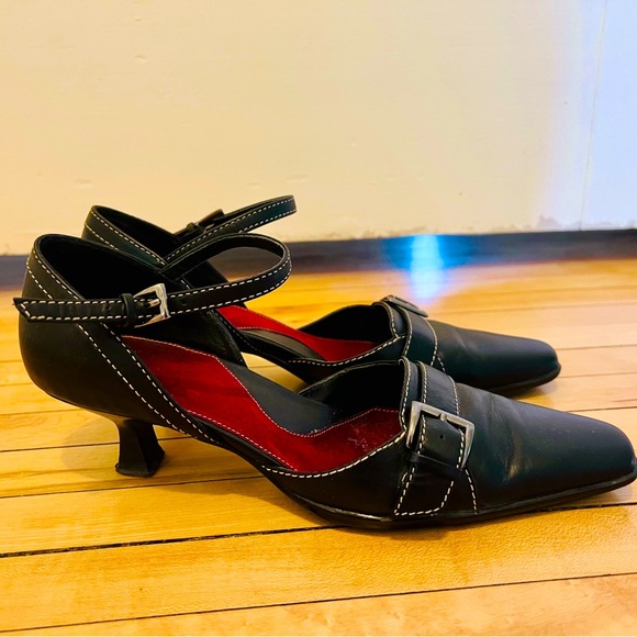 Aerosole Heels - Picture 3 of 4